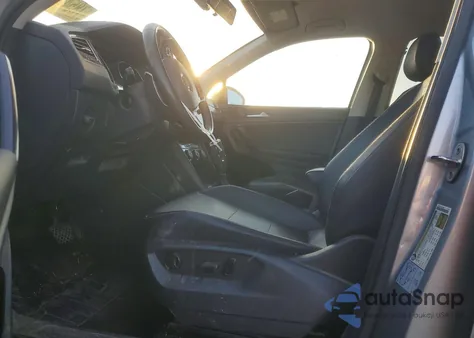 2021 Volkswagen Tiguan Se z USA, uszkodzony, nr VIN 3VV3B7AX2MM033114